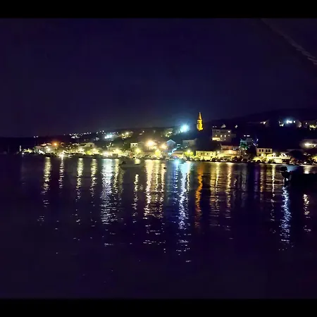 Luka 公寓 卓得诺沃